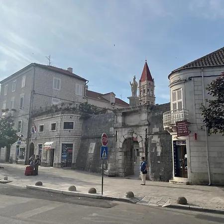 Old Town By Ivo Apartment