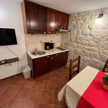 Old Town By Ivo شقة تروغير